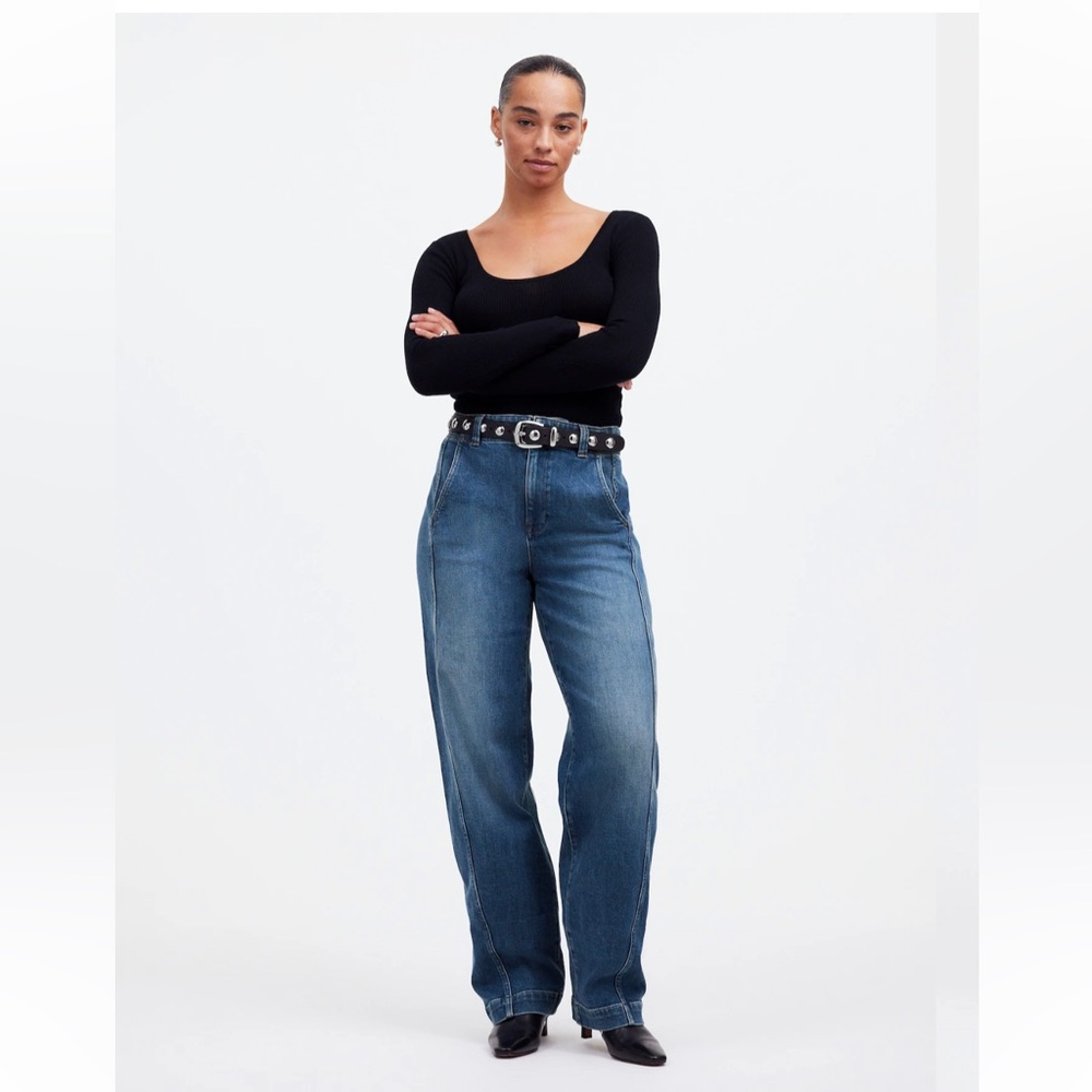Madewell Curvy Tapered Denim Trousers in Calvert Wash Classic Blue  size 29